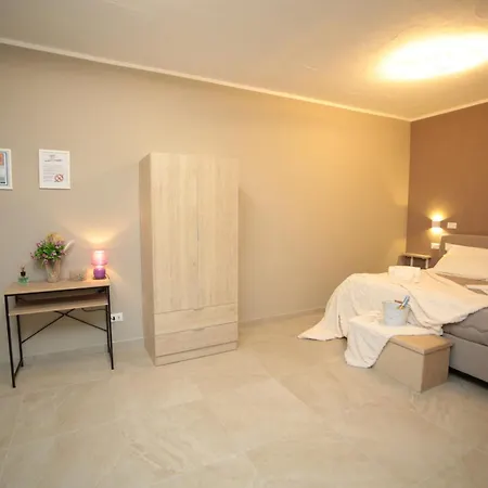 Guest Gambara 1 E 2 Apartment