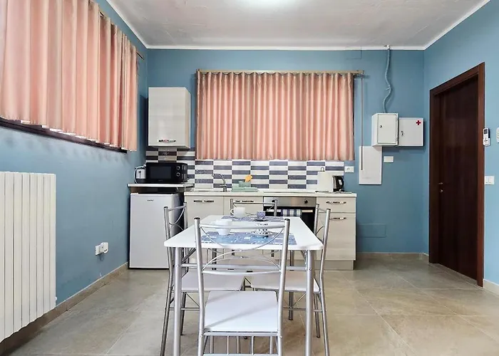 Apartment Guest Gambara 1 E 2