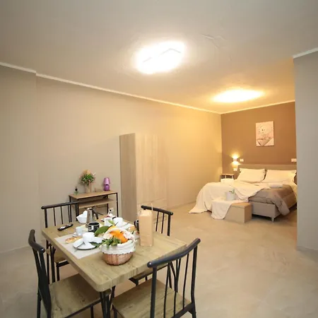 Apartman Guest Gambara 1 E 2 *