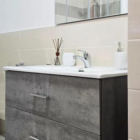 Apartament Guest Gambara 1 E 2