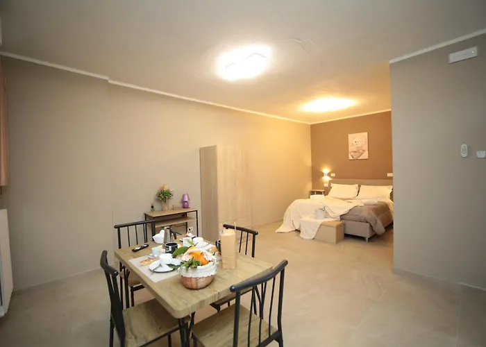 Apartament Guest Gambara 1 E 2 *